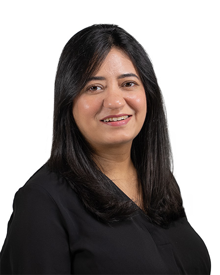Poona Kumari, MD Headshot