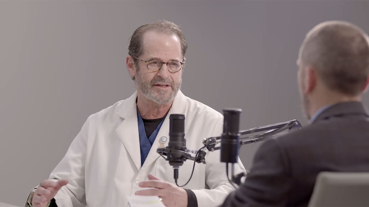 Empiece vídeo: Knowing Your Numbers and Living to 100: What an Interventional Cardiologist Wants You to Know