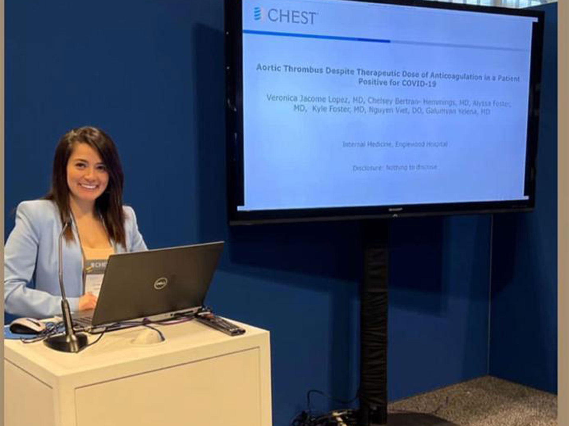 Veronica delivers her rapid-fire presentation at CHEST in Nashville, Tennessee.